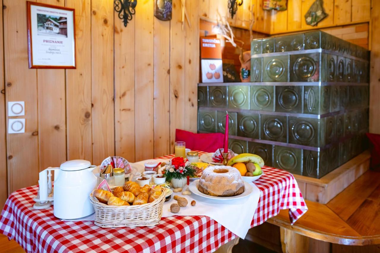 Farm Stay Trlej Begunje na Gorenjskem Exterior foto