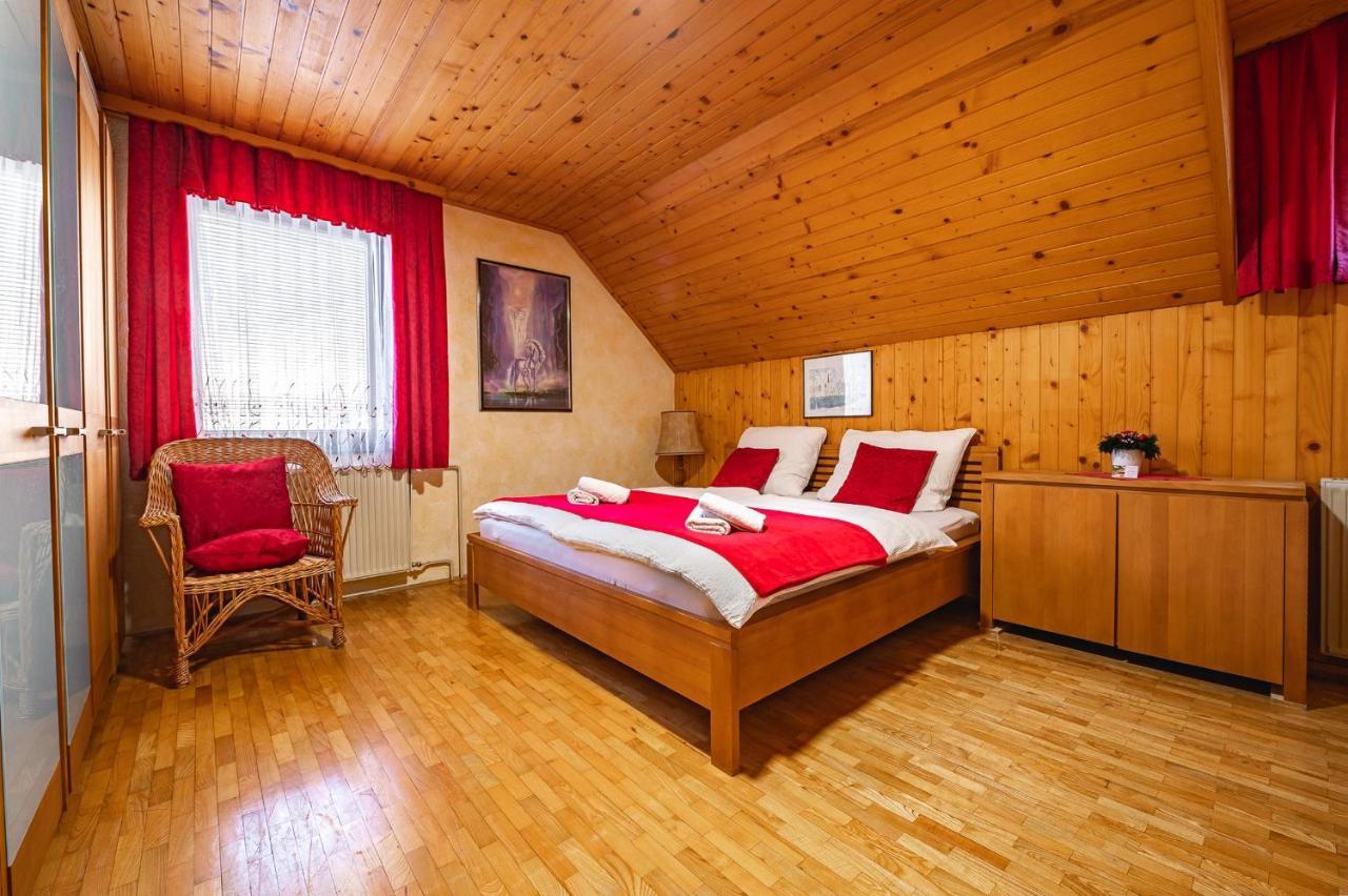 Farm Stay Trlej Begunje na Gorenjskem Quarto foto